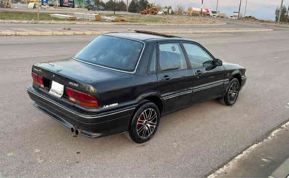 گلاند موديل ١٩٩١
ئارم پلاستيك هةولير تحويل ئةسلي سةنةويشي  لةگةلة
مةكينه٦٣ گيرو مةكينه بةشةرت
دةعمو ليدران  وةرگةران بةشةرت
بوياغي نيه  بةلام كالبونةووةي هةية
توندو تول  تازة پشتو پيشي هةموي گوردراوة
كارةباي هةموي مةزبوتة
چوار تاو ويليي نويي
مواسةفات سلايت
جام كارةباي
تةريشة مةسح
دعامي سپورت سعري٢٩$ مةجاليكي برايانه
*********** بشدار
