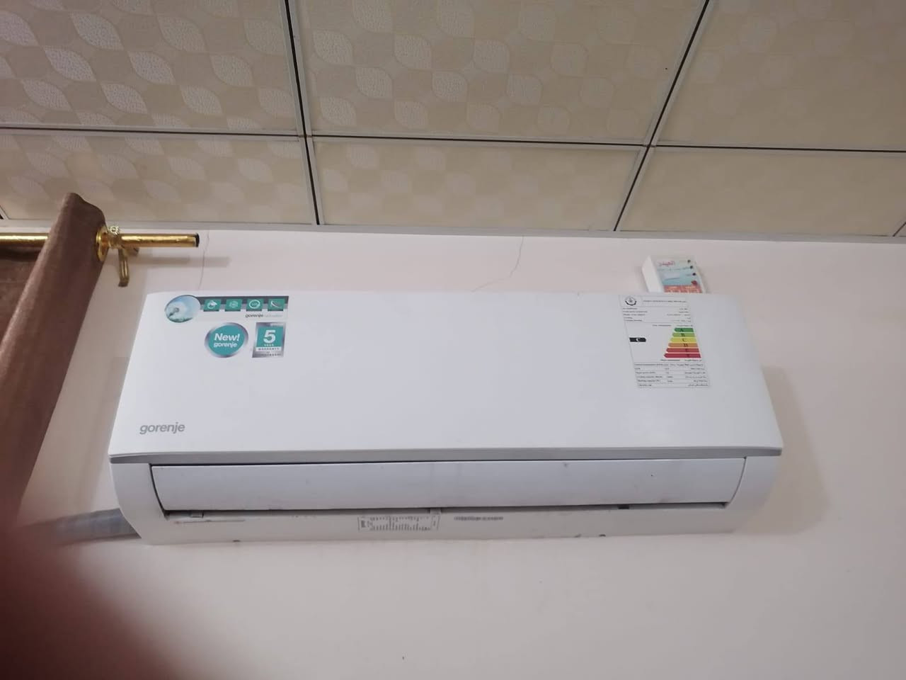 غراض بيت سبالات ٢ ابو طنين واحد طن ونص  كونتر تفصال 
مع قنفات كامل للبيع الغراض اخو جديد نضافة ١٠٠ بالميه للبيع اي استفسار اتصل برقم *********** مكان خانقين
