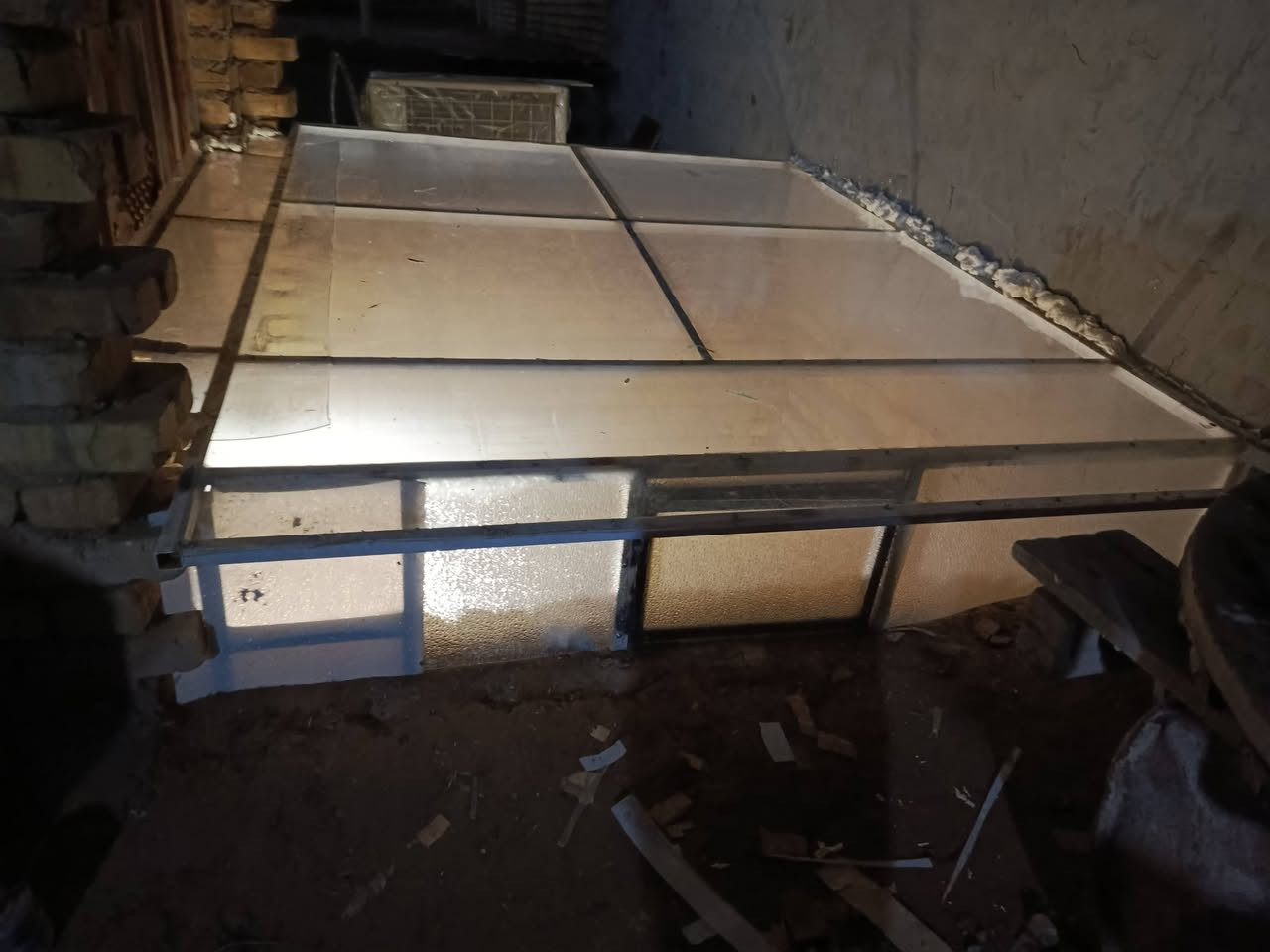 بسم الله الرحمن الرحيم
السلام عليكم حداد متجول 
باب شباك  سندويج بنل 
تقفيل اصطوح حسب اطلب وسقف الامناور  محجرات درج حديد خارجي سقايف  تصليح بيبان نرمايد وكل ما يخص الحداده  راسلونا خاص اواتصل ع رقم 
***********
