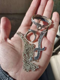 يا الله جميعها فضة 925 سعرهن كلهن 100 الف قفل رجائاً موجود التوصيل 5 ل...