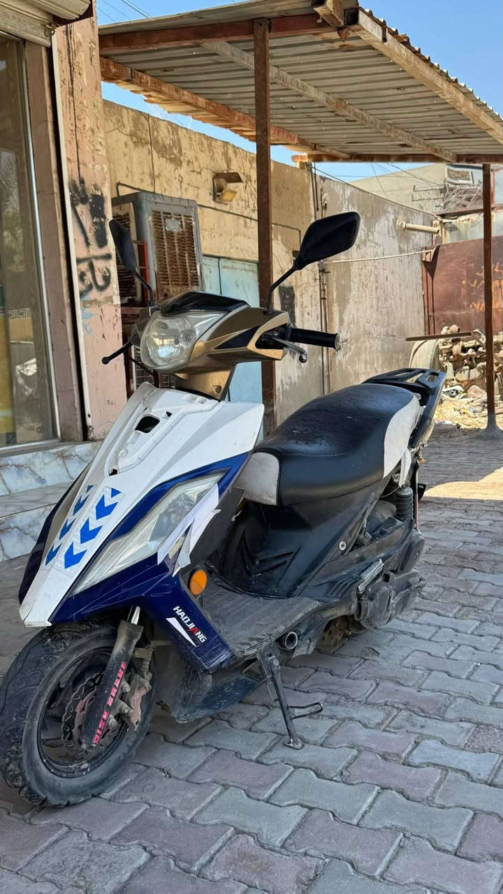 هاوجي رص 2020 محرك مكفول بس يرادلها ترتيبات شوي ع الخارج سعرها 350 وبيها مجال مكان الرمادي سجاريه
***********
