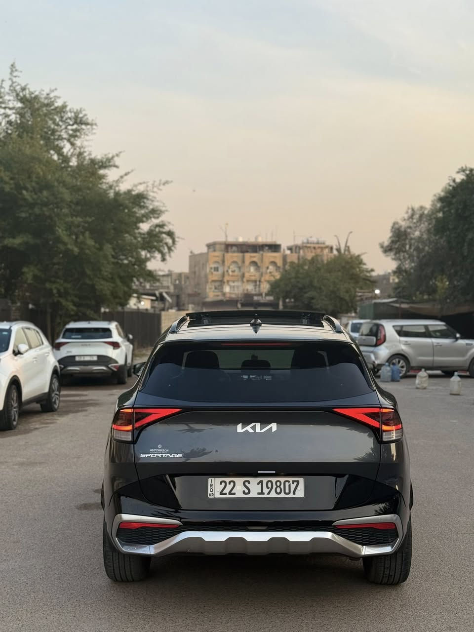 سبورتج برستيج للبيع
موديـل 2023
ماشية 57 الف
محركها 2500
فول مواصفات داخل احمر
دخول جديد
حادثها بنيد صبغ وجاملغ بارد
وبيها ٣ قطع كلير وصور حادث موجودة
سعر : 200 ورقة
مكان : بغداد زيونة
رقم : ***********
