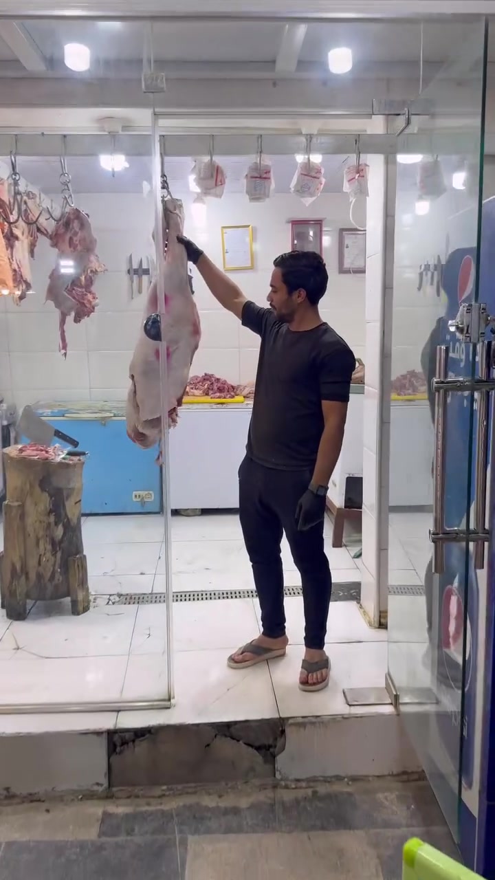 #الديوانية ام الخيل الان 
سيد امير شاب مرتب ونظيف يعني واحد ديوانية 
للاتصال ***********
