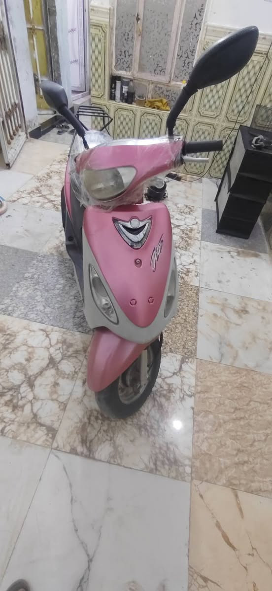 السلام عليكم
ماكس منغولي ٥٠ بلاد

جاهزه من طول للطول

سلف هندر كهربائيات جاهزه

اساير سكن

السعر ٥٥٠

العنوان تضحيه شارع العياده

***********

***********
