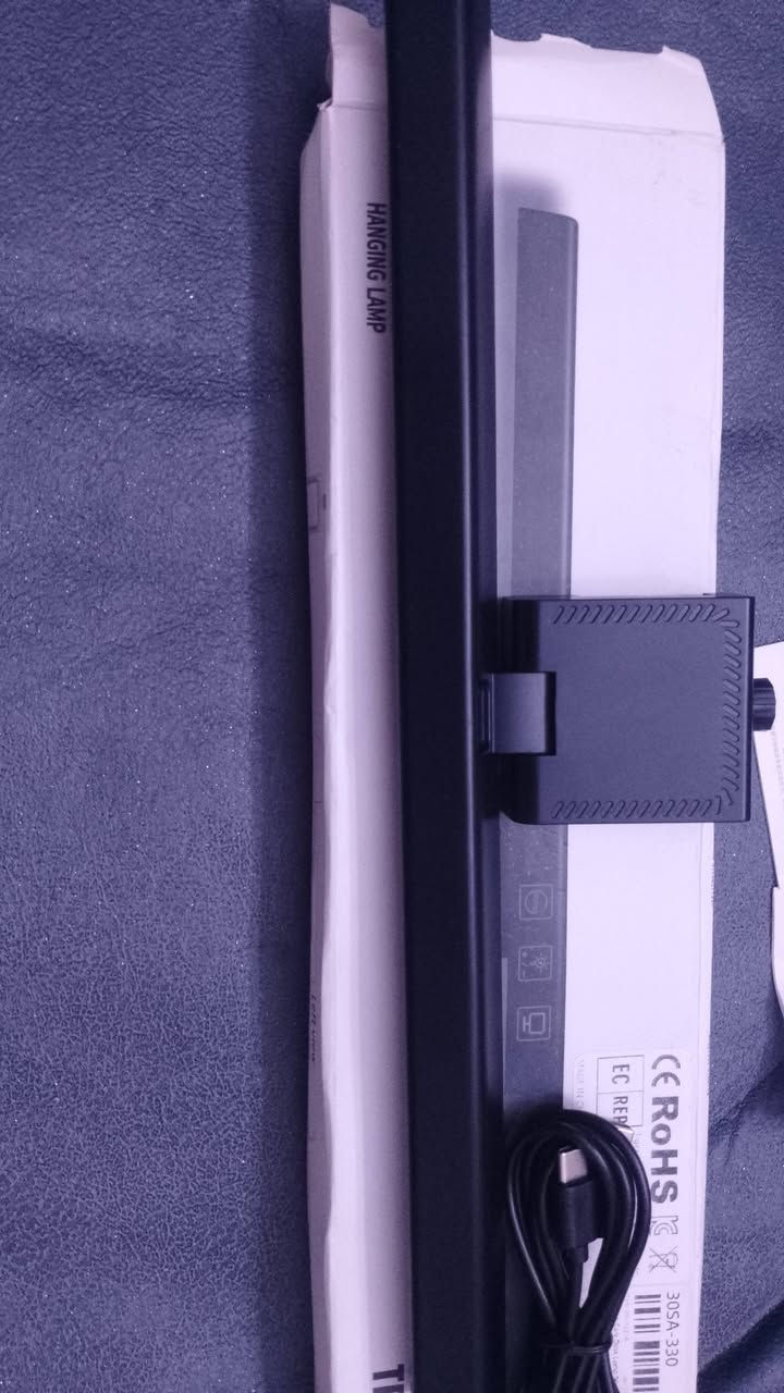 إضاءة لتقليل الوهج والانعكاسات على الشاشة وتخفيف إجهاد العين. 
إمكانية تعديل السطوع ودرجة حرارة اللون (أبيض دافئ، أبيض طبيعي، أبيض نقي) بحرية. 
يعمل بالاتصال بأي منفذ USB (كمبيوتر، محول، باور بانك).
سعر الكبيرة 25 الف
سعر الصغيرة 20 الف
يتوفر توصيل


**إذا كنت صاحب هذا الإعلان وتريد حذفه لأي سبب، رجاءا أرسل رسالة إلى الدعم الفني**