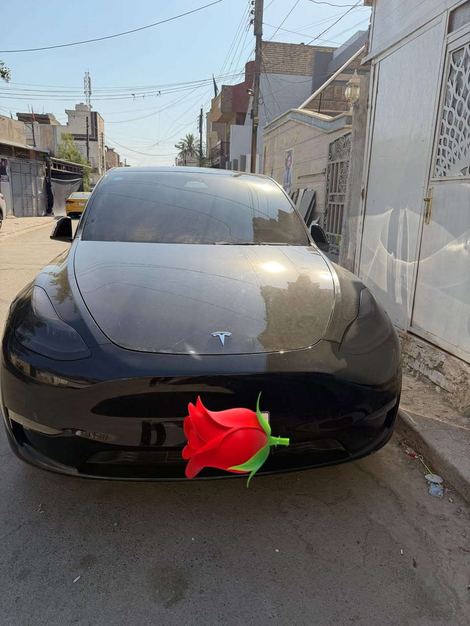 السلام عليكم تيسلا موديل 2023 Y حادثهة موجود بالصور مسروق جاملغ مكفولة دبل ماطور 
السعر : 215 وبيهة مجال بسيط 
الرقم : ***********
