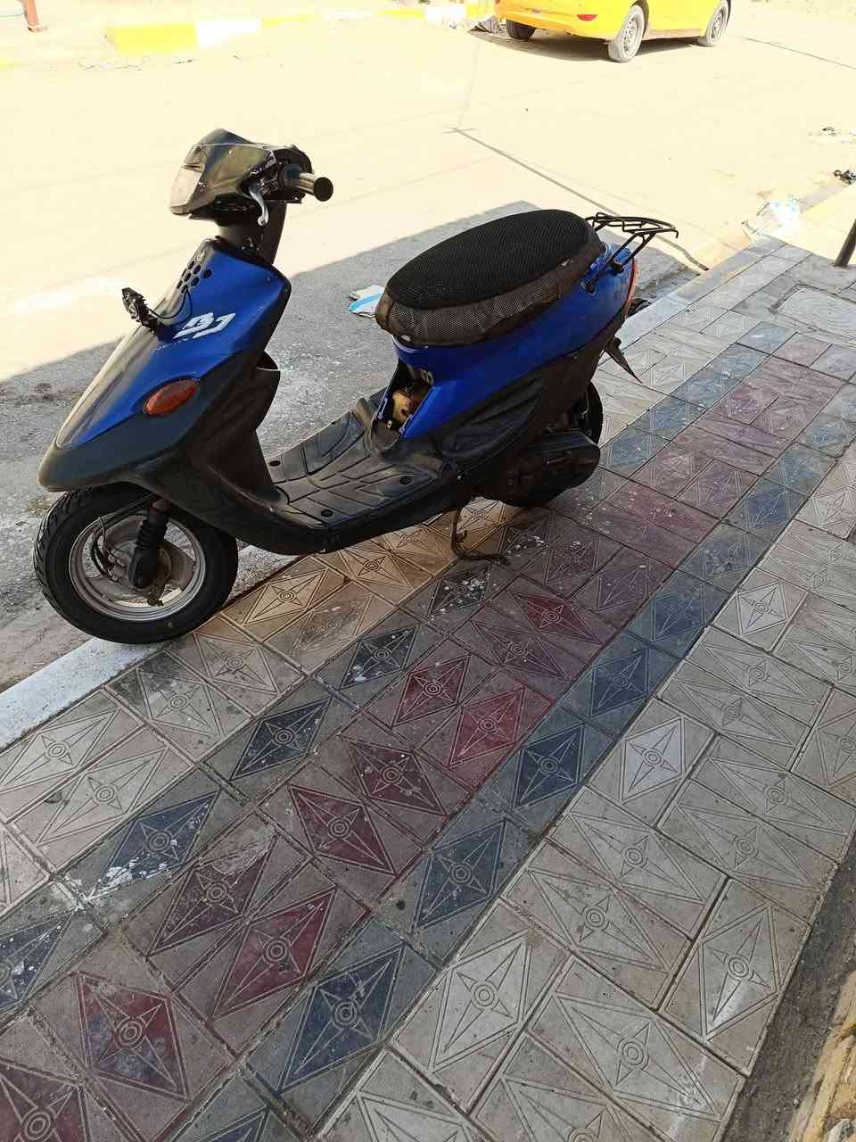 السلام عليكم  بيجي محرك ما مفتوح سالف هندر كهربايات كله شغاله قفل جنطه قفل سكان شغل وطلع تريك وين ما تريد سعر 350 ناصريه مركز ***********
