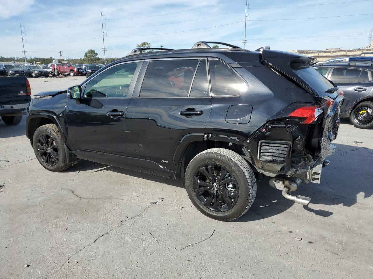 راف فور 2023 se بدون ايرباك صبغ فقط ب بنيد على كد شبرين تقريبا اثر الطبره بالكصه مال بنيد ماشيه 24 السعر 23000$ للتواصل ***********
