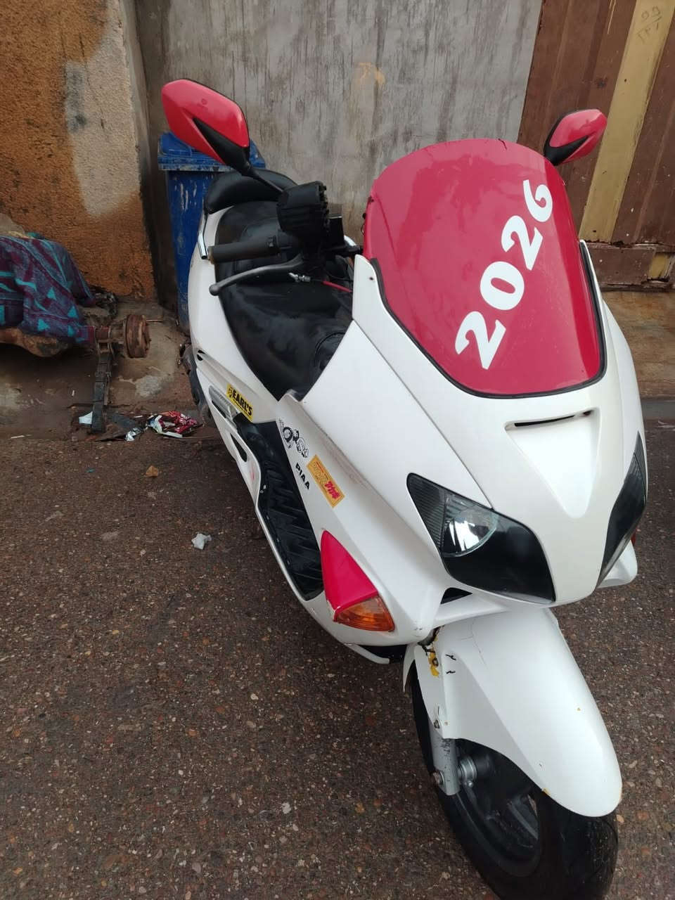 السلام عليكم مكلف بل نشر فورزه 6/0دراجه نضيفه مانقصه شي شغاله العنوان بعقوبه مفرق رقم ***********دكو على هاذ الرقم
