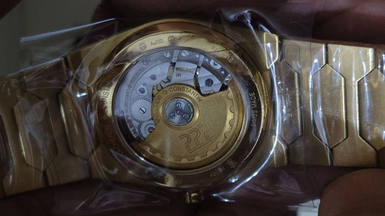 ساعة فاشيرون كونستانتين هيستوريكس 222 (Vacheron Constantin Historiques 222 ساعه طبق الأصل كامله ملحقات السعر خاص  المهتم ختومات مكينه وسير


**إذا كنت صاحب هذا الإعلان وتريد حذفه لأي سبب، رجاءا أرسل رسالة إلى الدعم الفني**