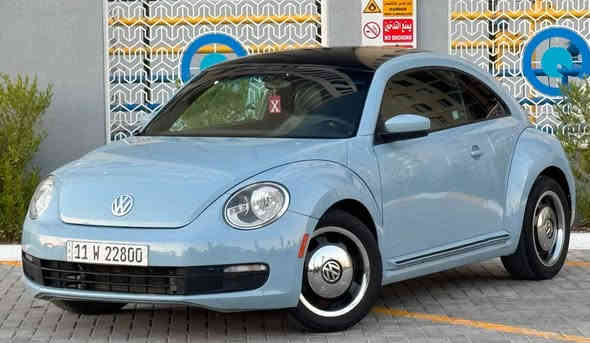 VolksWagen Beetle فولكس واكن بيتل 2015
لون مميز / رقم مميز بغداد بأسمي تحويل مباشر
ضررها بامريكا بسيط جداً موضح بالصور 
 بدون دواخل ( الايرباكات سليمه )
المواصفات : 
- محرك حجم 1800 تيربو 
- شاشة كاربلاي CarPlay & AndroidAuto
- كاميرا خلفية
- كشنات جلد 
- كشنات تدفئه
- ستيرن D shape 
- اضاءة زينون عالي / ناصي / كشافات
- ويل حجم 17 أصلي
- مفاتيح عدد ٢
محرك و كير غير مفتوح شرط الفحص 
نوزلات و بلكات و فيت بمب جدد مسويلها ادامه 
حتى الدهن مبدله جديد Adinol
 صدر امامي خلفي جديد
تبريد ثلج و تخم تاير جدد. جاهزة مابيها نقص
نظيفة جداً من الداخل و الخارج و ترايها يخبل
سنويه و هزه و ارقام جدد
السعر 109 ورقه بيها مجال للطيبين
عنواني بغداد 
***********
*********** بغداد
