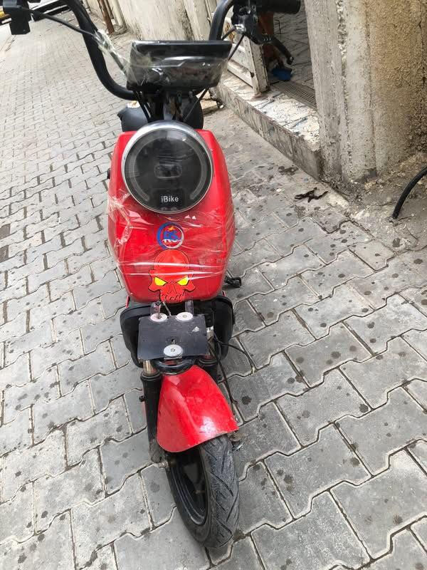 دراج اخو  الجديد اربع  بطاريات  تلث  سرع  30 50 70  تمشيك  من 25 الى 30 كيلو  والدراجه  حجم 16  والملف  قوته400 والسعر 175 او  بيه مجال  بسيط  والمكان  بغداد  طوبجي


**إذا كنت صاحب هذا الإعلان وتريد حذفه لأي سبب، رجاءا أرسل رسالة إلى الدعم الفني**