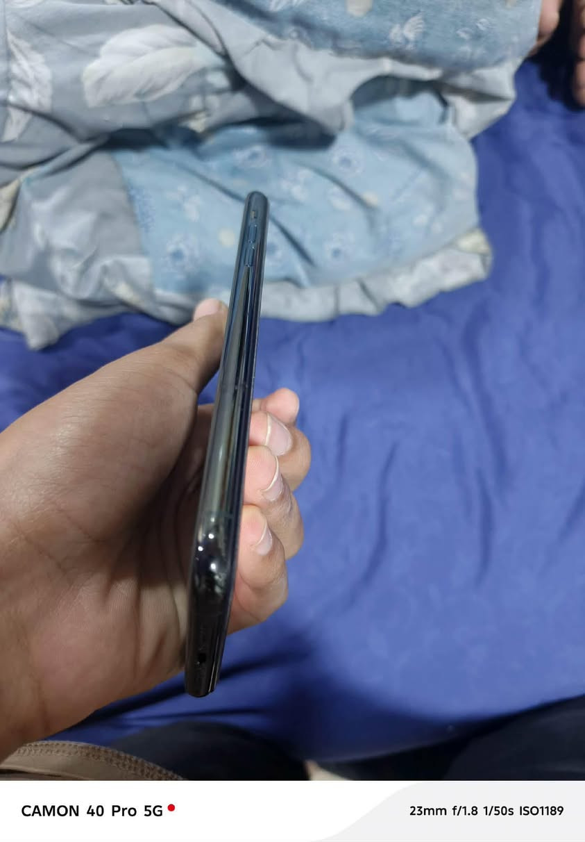 سلام عليكم
دعش برو ماكس مبدل شاشه وكاله وبيه فطر ناعم كلش ضايع بل الزكه والباقي مكفول عله وضع الشركه بطاريه بلاد ٨٠كلشي شغال وبلادي ماعده الشاشه غراضه كامله سعره ٢٦٠وبي مجال حك جيتك


**إذا كنت صاحب هذا الإعلان وتريد حذفه لأي سبب، رجاءا أرسل رسالة إلى الدعم الفني**