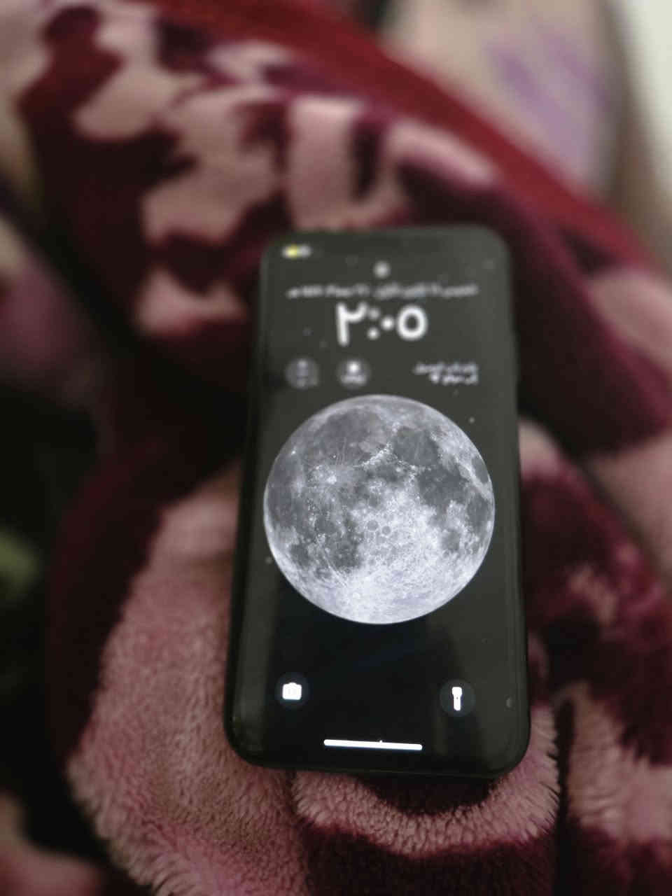 سلام عليكم عدي ايفون ١١ 
ذاكره١٢٨
 بطاريه ٨١ 
مستعجل على بيعه ممبدل بي اي شي للسفسار انتصل ***********
