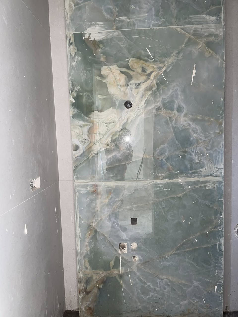 تطبيق جدران ألواح  بلمادهً وأرضيات او تصفير جدران او ارضيات مكاني بغداد هـ ***********
