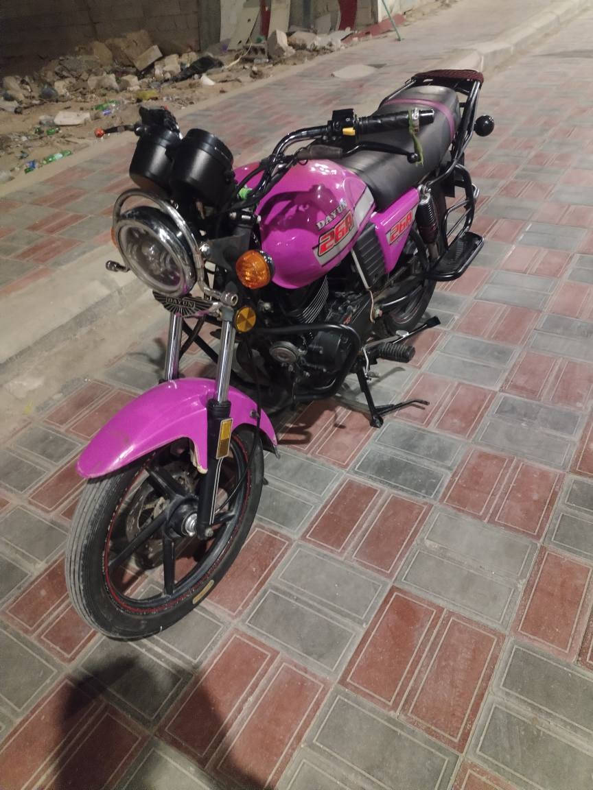 سلام عليكم 
دايوان نفخ مكينه ٢٠٠ كتابه حمره  
 موديل 2022 /27/11 بلاوراق يعني ٢٠٢٣ 
 محرك كفاله شرط محرك نضيف شلعه ومعدل شرط الكفاله  كهربائيات كلهة شغاله اشاير لايتات كله شغال بيهة لايت زنون زنجيل جديد الدراجه كلهة جديدة وبل واقع احله من الصور مكان كربلاء حي السلام   السعر مليون ٤٥٠  وبيهة مجال بسيط  للطيبين
***********  بي وتساب كربلاء, العراق
