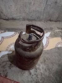 آخر دبة • قنينة غاز