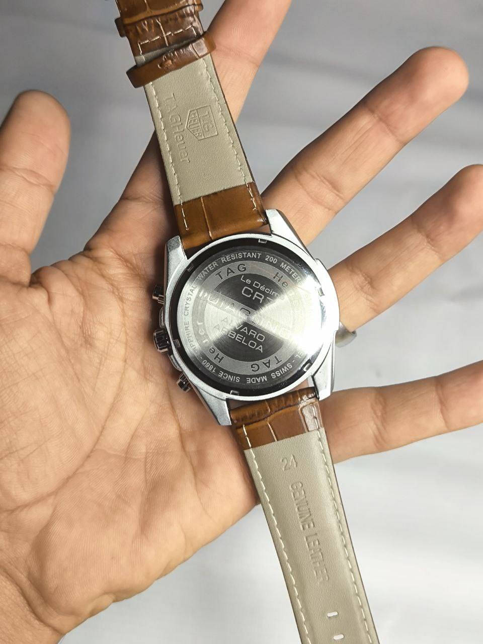 ساعة تايك هيور نسخة (CR7) 

ساعة تحفة فنية 
مصممة لمحبي كرة القدم وعشاق CR7
مكينة كوارتز ناعمة (نظام ستوبوج)
جميع السناتر شغالة
زجاج زفير ضد الخدش 
ضد الماء والغبار 
سير جلد طبيعي 
ختومات حفر بالكامل
مميزة 

🔴ملاحظة :- متوفر قطعة واحدة فقط 

السعر :-45 ع اول تم 
للحجز والاستفسار يرجى مراسلة الصفحه


**إذا كنت صاحب هذا الإعلان وتريد حذفه لأي سبب، رجاءا أرسل رسالة إلى الدعم الفني**