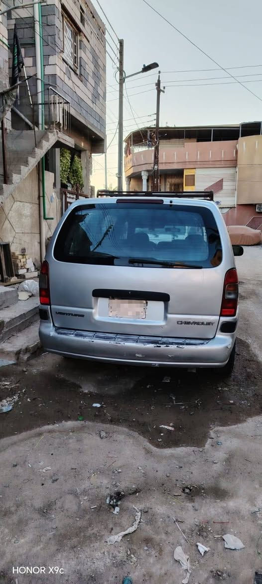 يالسلام عليكم ساره شوفر ليت 7 راكب بسمي محرك وكير حاوي حداده نص عمر تبريد شغال بيها تلحضات خياسات بالدوس السعر 50 اكرر بسمي رقمها بغداد السياره بالبصره ترايها كلش حلو دواخلها حلوه التبريد شغال رقمي ***********
