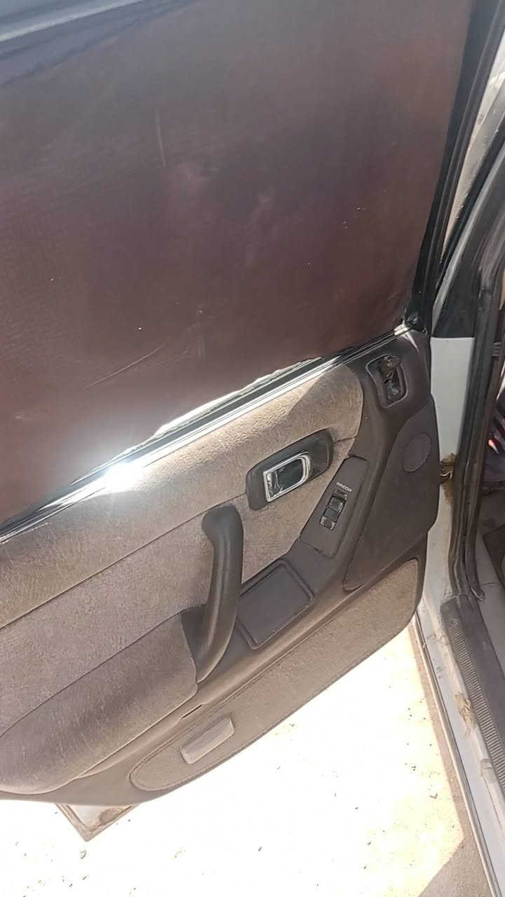 السلام عليكم ارنب يسره بلاد بيضه جاهزه ومكفوله اصوليات وعيب شرعي وكص ونقل جثه ومن الضربه القويه مكينه وكير اثنين ونص ديلكو حاويه تبريد منضومه جديده دواخل عسلي  رقم نجف مشروع وطني تتحول بكل محافضه  مكاني ناصريه والعنده ارخص منها اراوس بس موصيني وايراني سعرها 68 وبيها مجال.   ***********
