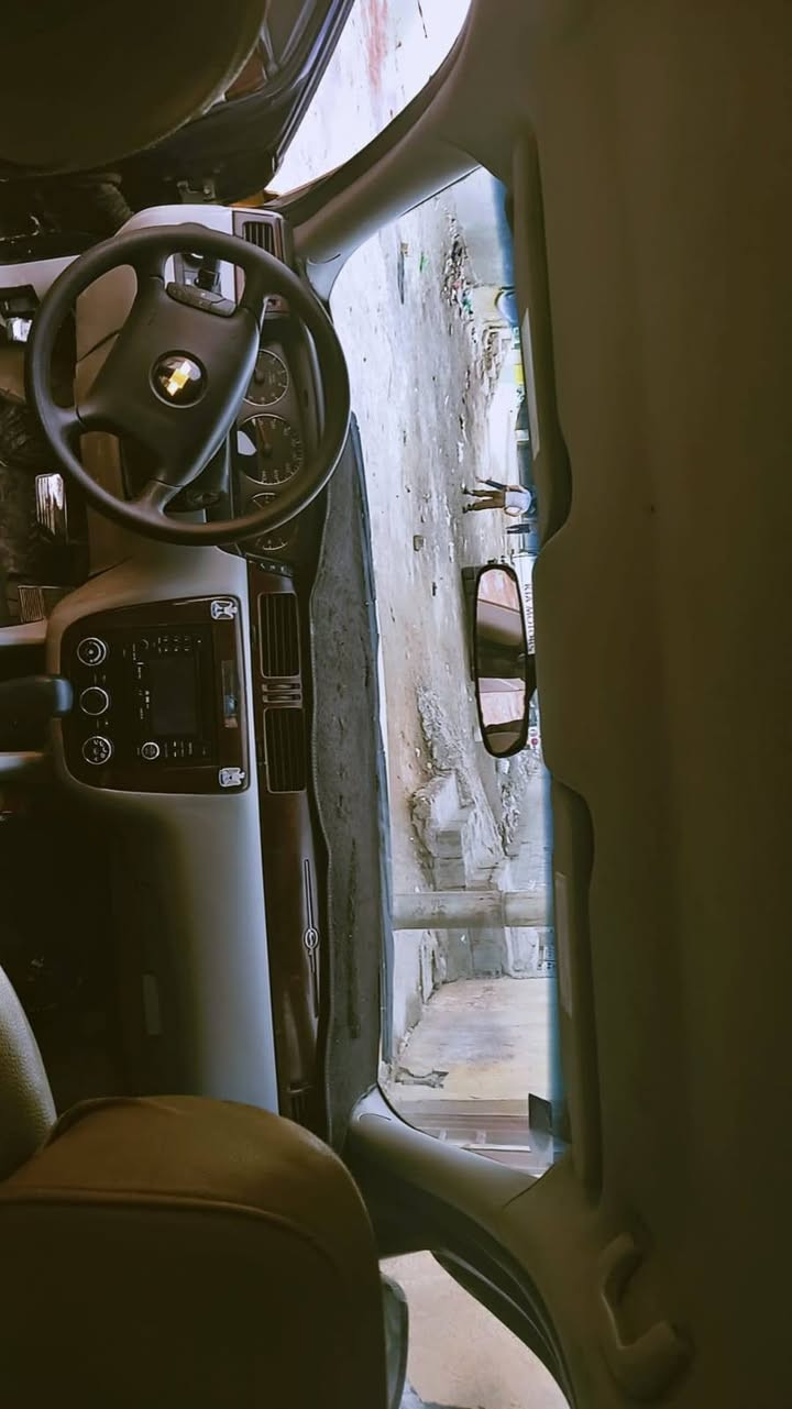 السلام عليكم سياره باسمي التفاصيل اتصل *********** مكلف بالنشر
