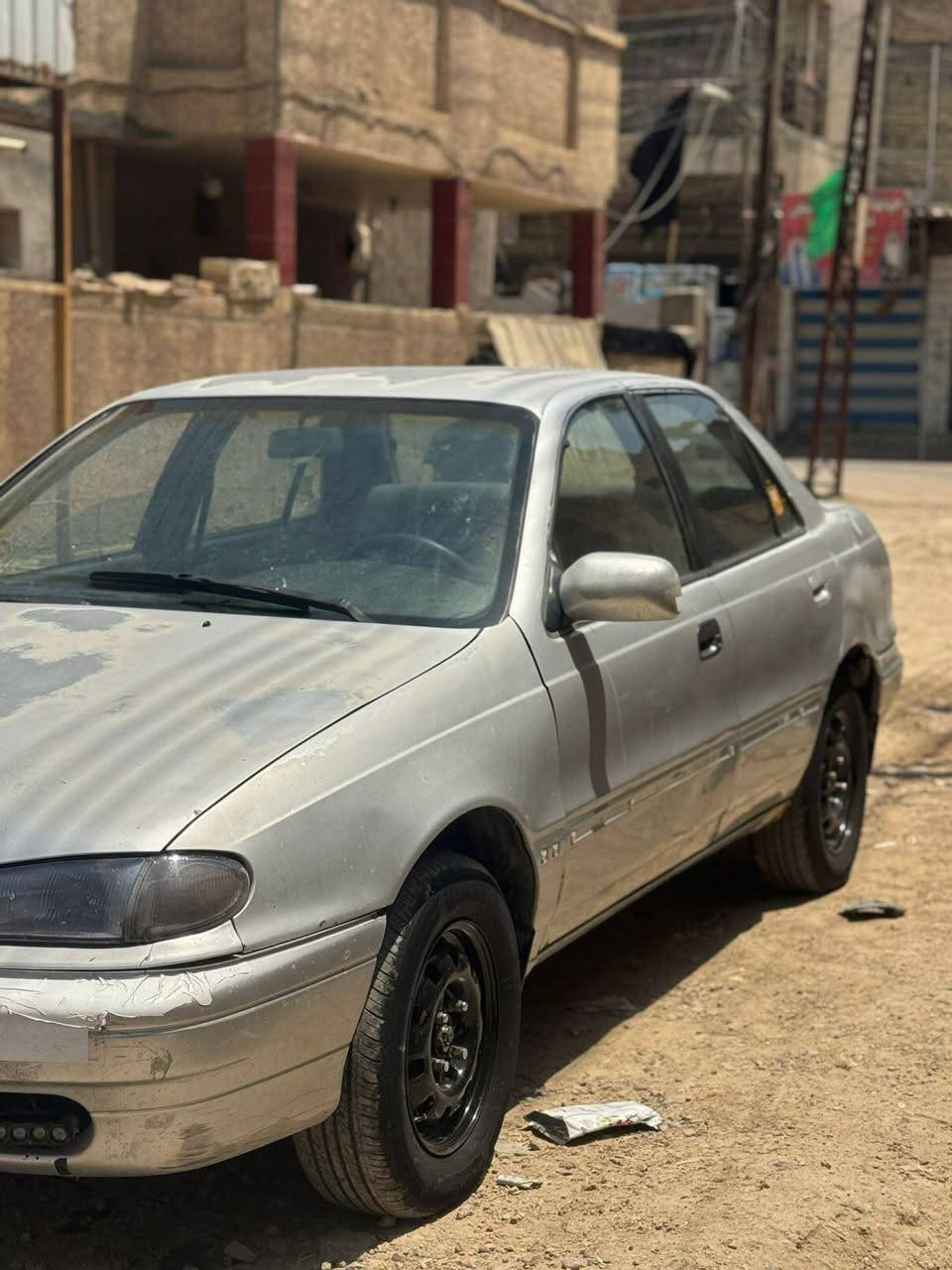 سلام عليكم الانترا موديل ٩٣ سياره لاضربه لاصبغ مكينه بس رنكات سياره ب اسمي تحويل ثاني يوم شرط المروريه تجي تشوف بعينك وتقتنع السعر ٢٦ شراي يخابر رقم الهاتف ***********
