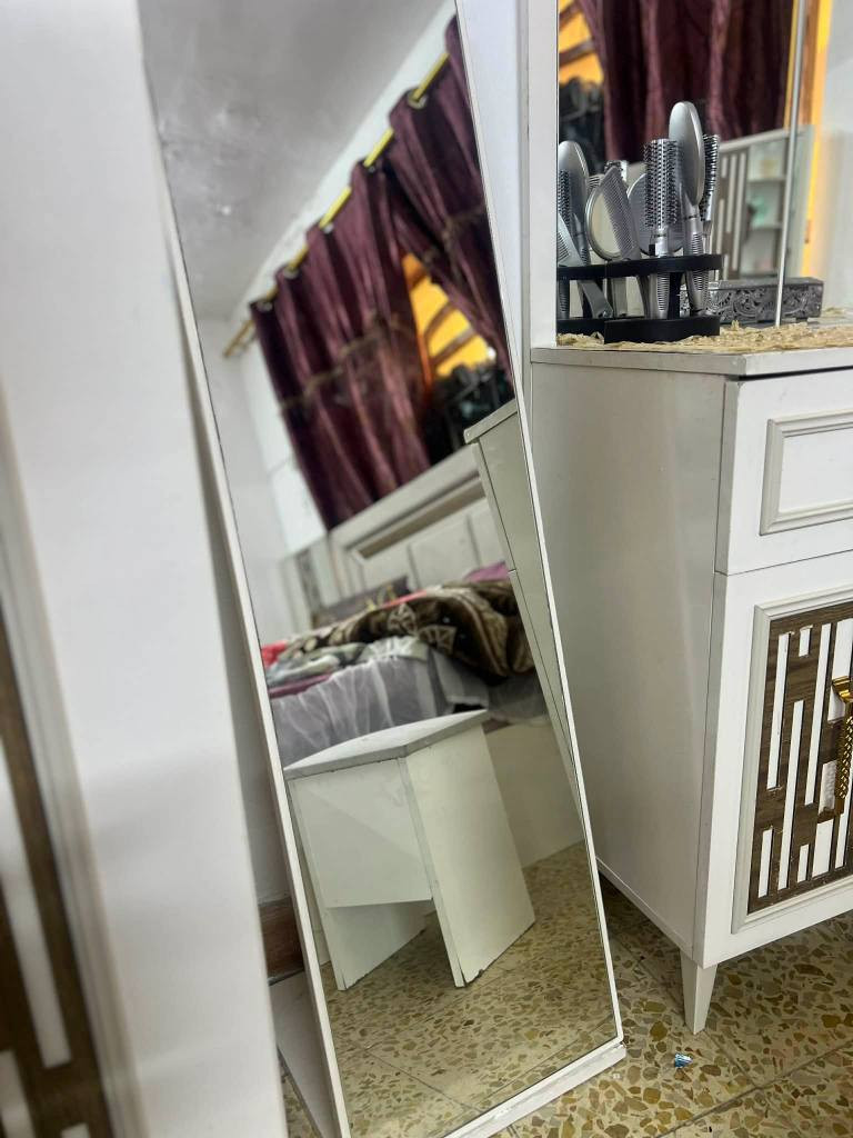 غرفه نوم تركي مستخدم 10قطع نضافه فولل سعر 700مع توصيل وشد داخل بغداد بغداد, العراق


**إذا كنت صاحب هذا الإعلان وتريد حذفه لأي سبب، رجاءا أرسل رسالة إلى الدعم الفني**