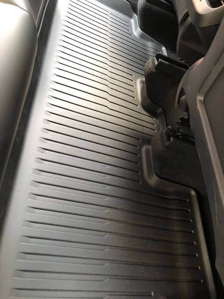 جميع اكسسوارات تسلا متوفرة و
***********
