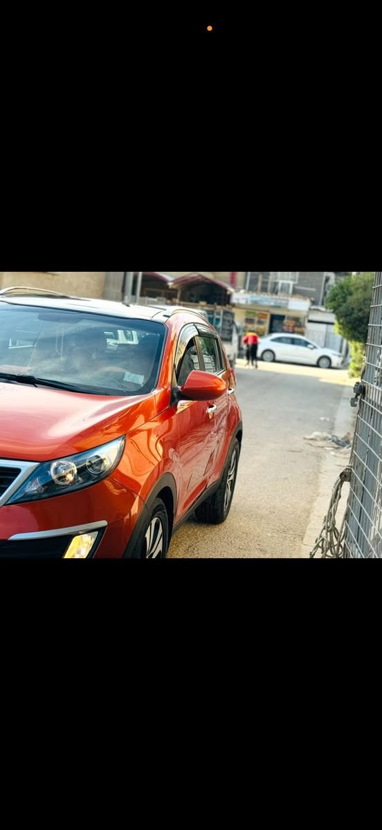 السلام عليكم اخواني الاعزاء
كيا سبورتج 2012 للبيع 
خليجي السياره مكفوله كفاله عامه 
كير محرك ممفتوح محرك 2000 دوش
بدون صبغ وبدون تبديل وبدون كلشي 
فول مواصفات بانوراما 
رقم بغداد بسمي تحويل ثاني يوم 
تخم تاير 
صدر بحاله جيده 
ويل كروم 
كامره شاشه 
حساسات السياره فول 
السعر المطلوب 157 
مكان السياره بغداد الدوره 
غير متواجد على النت للاستفسار يرجى الاتصال على ***********
