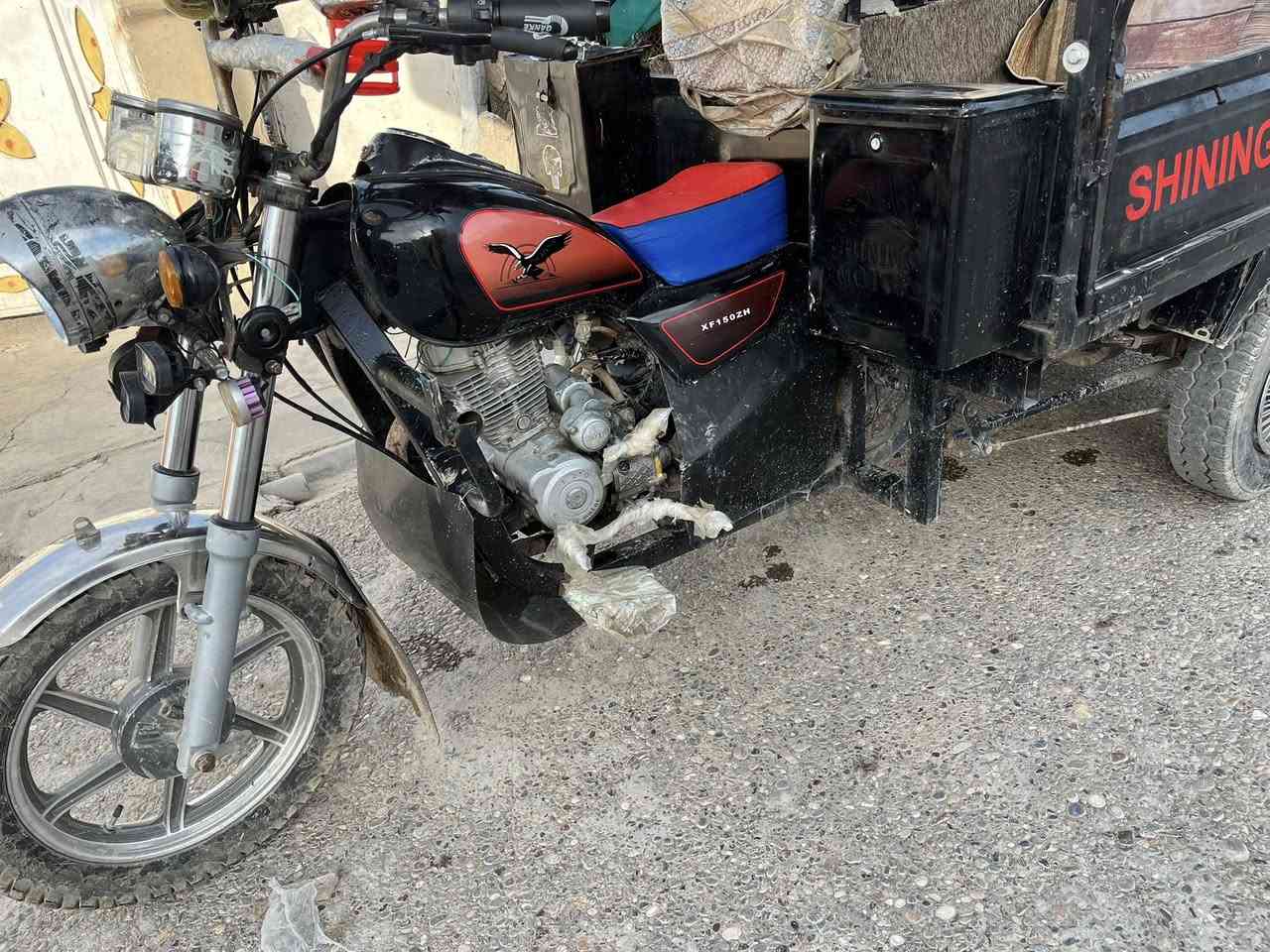 ستوته لبيع نكره سلف كشن تانكي  بك لايت تايرات جدد لايتات  مال جنيه شقال  كلاها موديل2015كله


**إذا كنت صاحب هذا الإعلان وتريد حذفه لأي سبب، رجاءا أرسل رسالة إلى الدعم الفني**