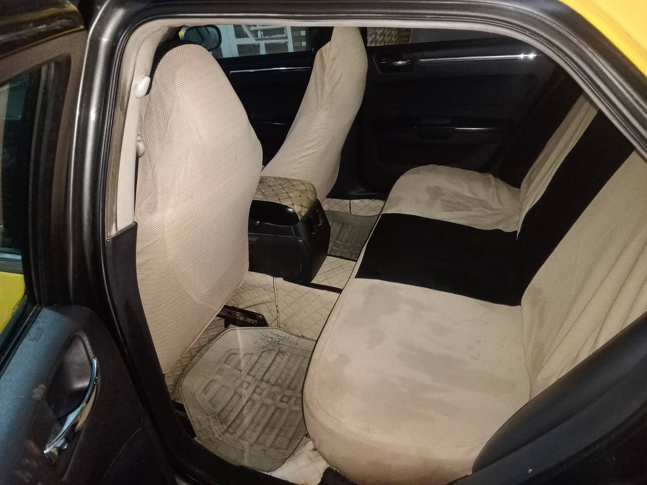 سلام عليكم وبامأ 2009أصل سياره رقمه ميسان وخطه عماره بغداد  مكفوله من التبديل من الكصه سوناره موجود بل المنشور سعر 90وبيه مجال ***********
