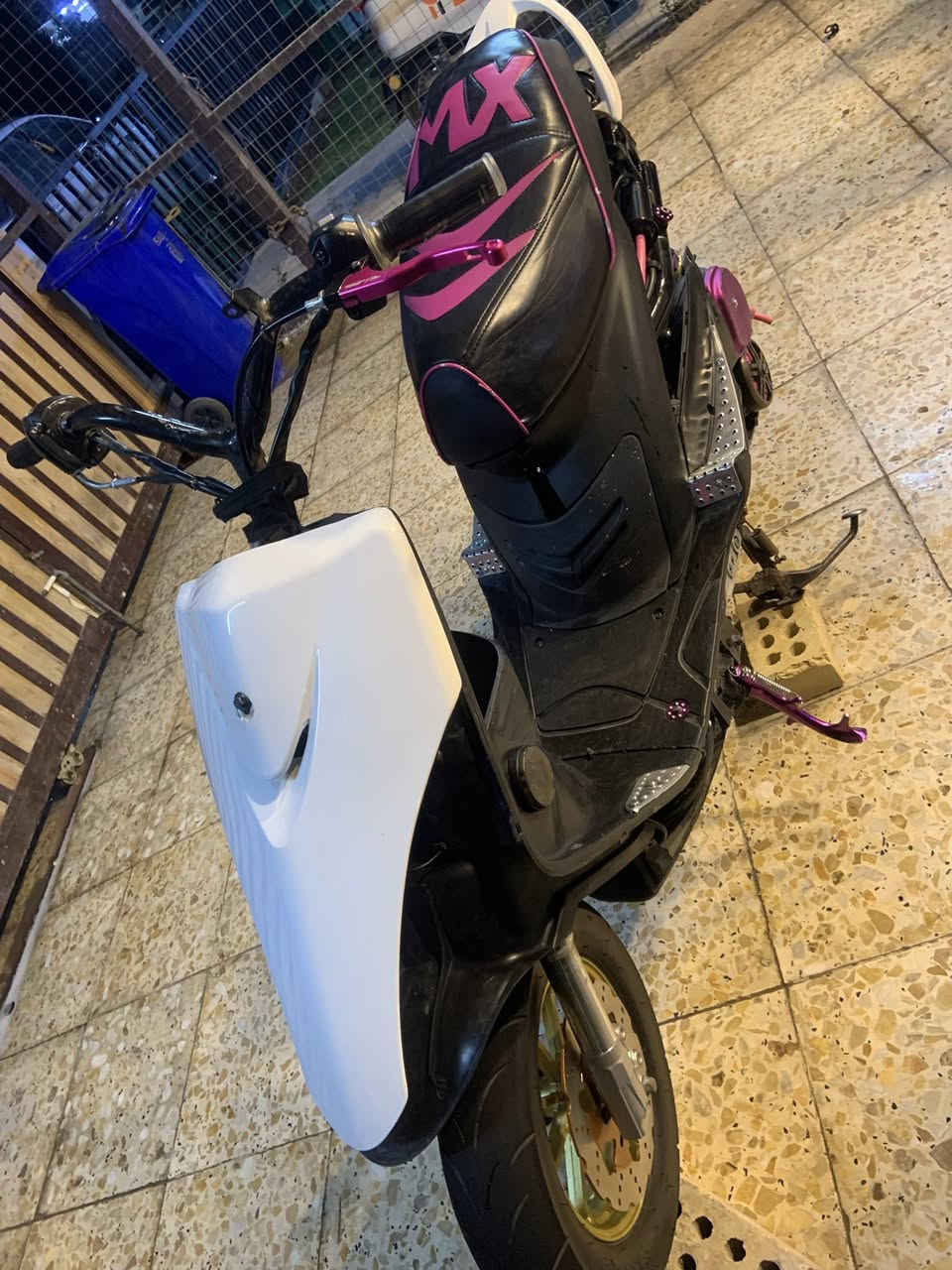 سلام عليكم 
دراجه ماكس عدله  تعمير جديد 
الدراجه  مزوده تخم كرزي كامل 
الدراجه مكينه 55 هاون   
السعر :600بيه مجال حك الجيه 
متواجد واتساب  خابر ودلل  احجيلك تفاصيل الدراجه

م***********
