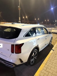 سيرنتو 2021  للبيع اعلى فئه فول 1️⃣ على 1️⃣محرك 6 سلندر ماشيه 55 الف ر...