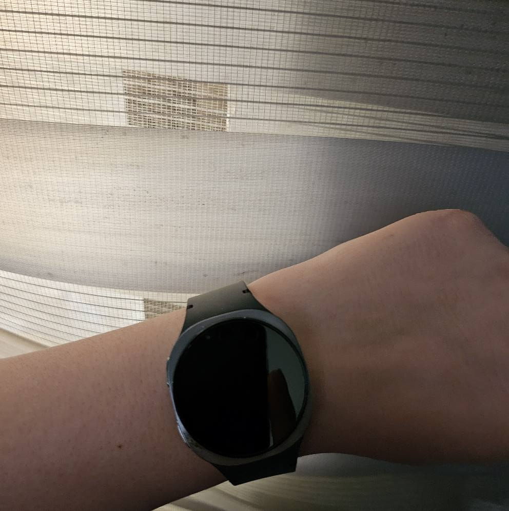 للبيع موبايل Samsung Galaxy Z Flip 7
🔹 مستعمل استعمال خفيف
🔹 نظيف جدًا، بدون خدوش
🔹 البطارية ممتازة
🔹 كلشي شغال 100%
🎁 المرفقات:
✔️ شاحن أصلي (جديد غير مستعمل)
✔️ كوفر جديد غير مستعمل
⌚ Samsung Galaxy Watch 6 – حالة ممتازة

💰 السعر كبكج كامل: 1,500,000 دينار عراقي
قابل للتفاوض بغداد, العراق


**إذا كنت صاحب هذا الإعلان وتريد حذفه لأي سبب، رجاءا أرسل رسالة إلى الدعم الفني**