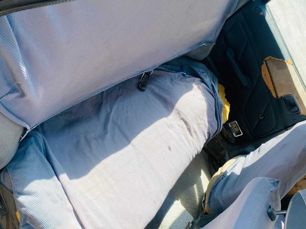 السلام عليكم للبيع گلنت كير ومحرك خير من الله تشتغل وتمشي رقم ديالى بيها واجها بس ما اندل راعيها صدر تعبان واذان محرك السعر 6 المكان العلم للستفسار ***********
