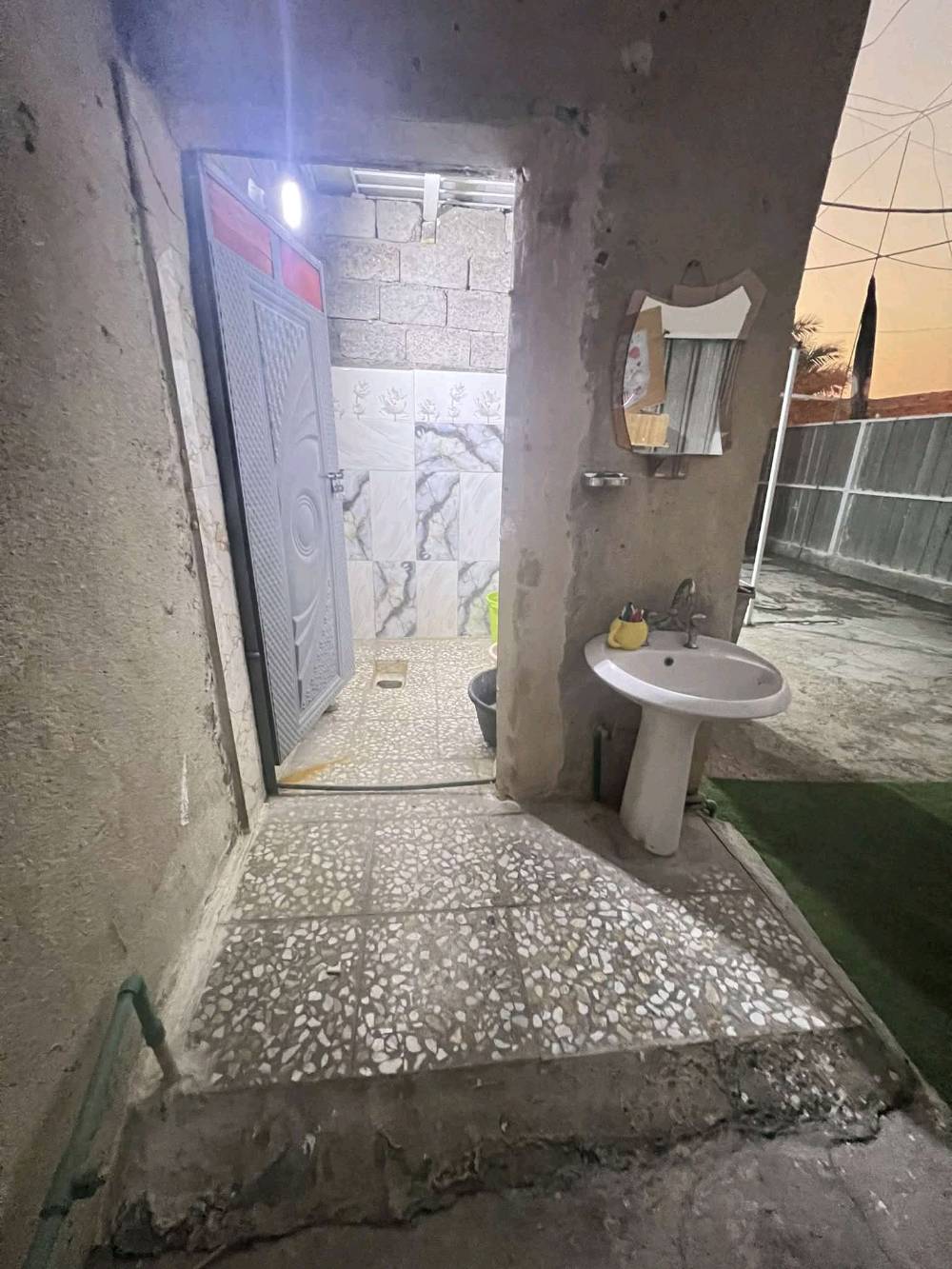 العنوان بغداد الرستميه يم الكليه العسكريه المساحه180البناء150