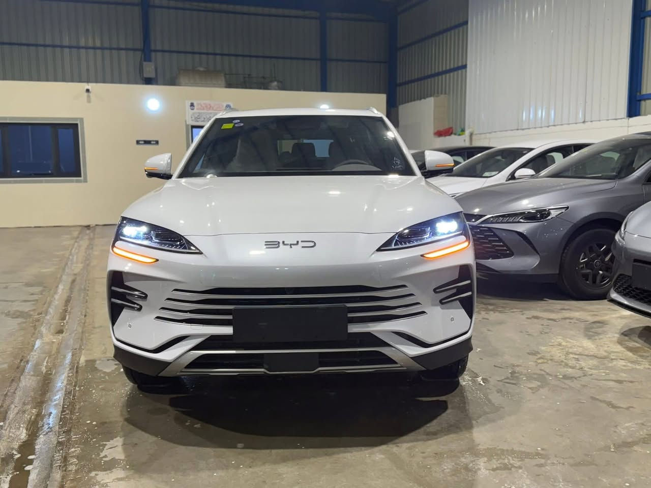 يم (شركة ديار العتابي) يتوفر لدينا سونك BYD SONG 2025 زيرو 
فول مواصفات 

1 - سونك بلاس انتباه 13 كامره اوتو بارك+ داش كام⚠️❗️ 
كرسين الامامية ال2 كهرباء + حار وبارد الكشنات +شاحن للهاتف 50 واط + انارة محيطية متعددة الالوان + عدسة امامية + جنطة كهرباء + شاشة حجم 15.8 بوصة
بطارية 120 🔋 

‏‎ 
السعر : انسب الاسعار اتصل وتدلل ✴️
📞***********📞
📞***********📞
‏‎
‏‎‏
➖

📍بغداد الرصافة  معارض القناة النموذجية قرب وزارة النقل او معارض البحيرة الفلكة الاولى 
‏‎الادارة 
***********
***********

‏ #BYD  #song  #سيارات_2025  #بغدادالعراق  #هايبرد
#سونك_ال #العتابي #عتابي #ديار_العتابي #ديار #بغداد #كورله #بي-واي
