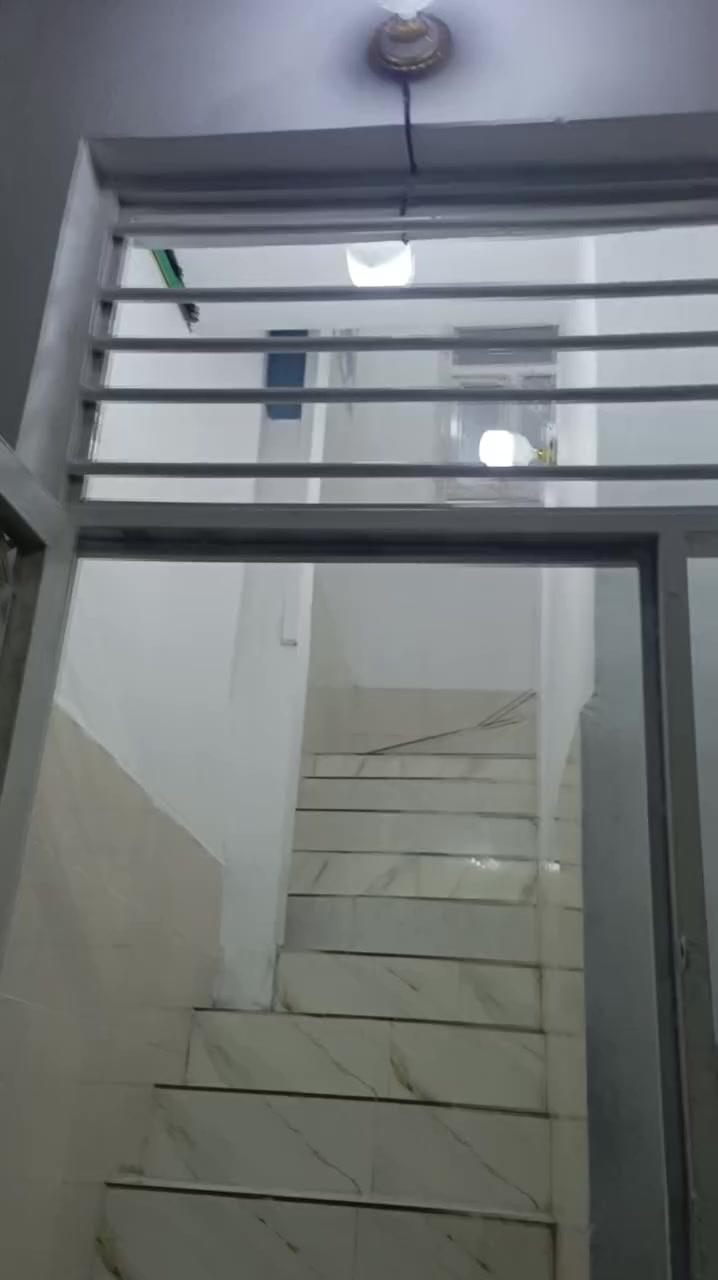 مشتمل طابق ثاني للايجار بناء حديث  ماكو احد ساكن بي قبل يحتوي على استقبال وصالة ومطبخ مشترك وعرفة نوم وممر وصيحات العنوان  بعقوبة التحرير بستان الخشالي قرب دائرة بلدية التحرير للاستفسار الاتصال ***********
