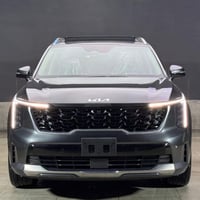 سيارة كيا سورينتو جديدة للبيع. بمحرك V6 قوي وتصميم عصري، السيارة تتميز...