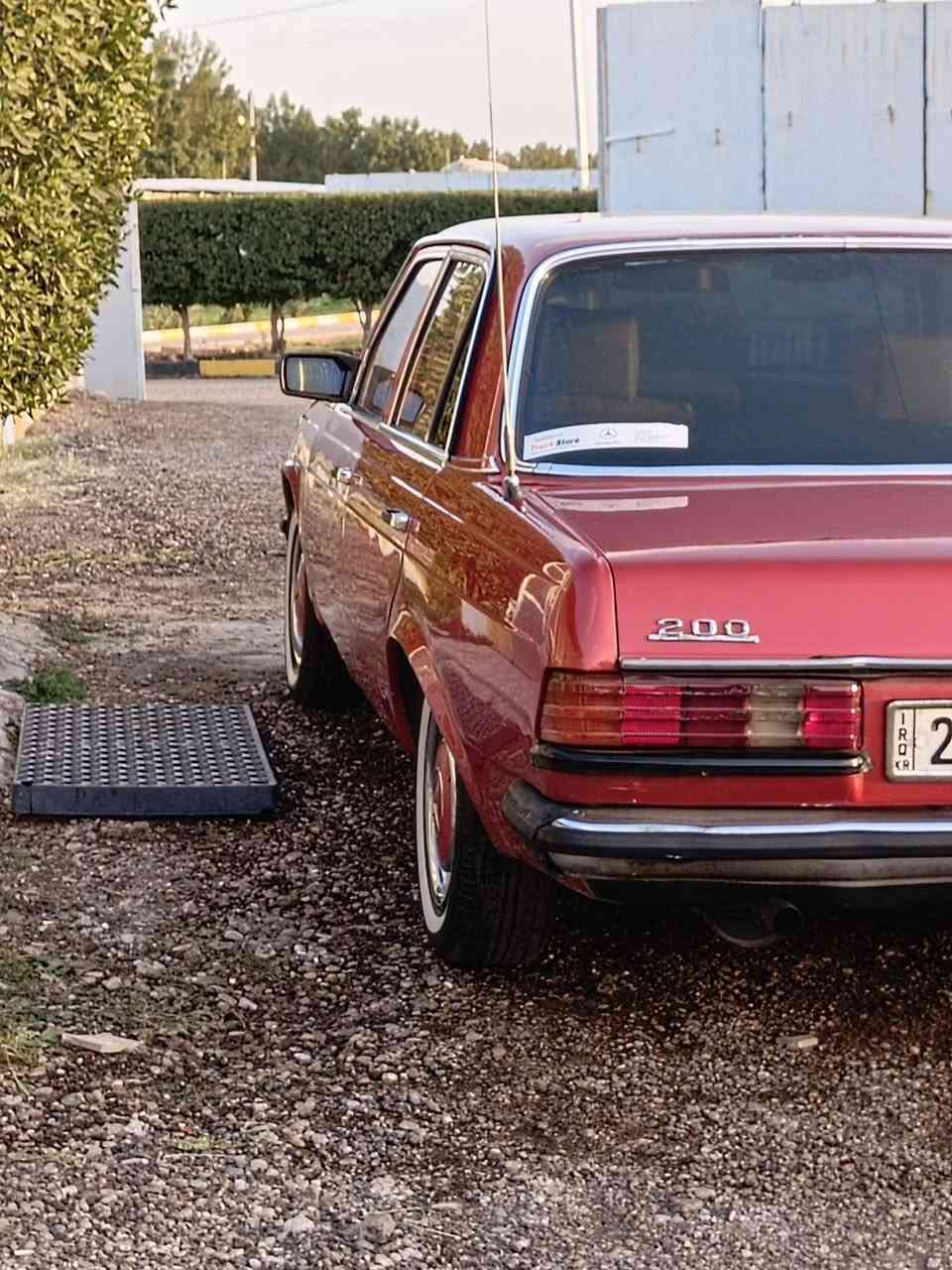 السلام عليكم مارسدس 76 للبيع محرك 3000 تبريد شغال
***********
