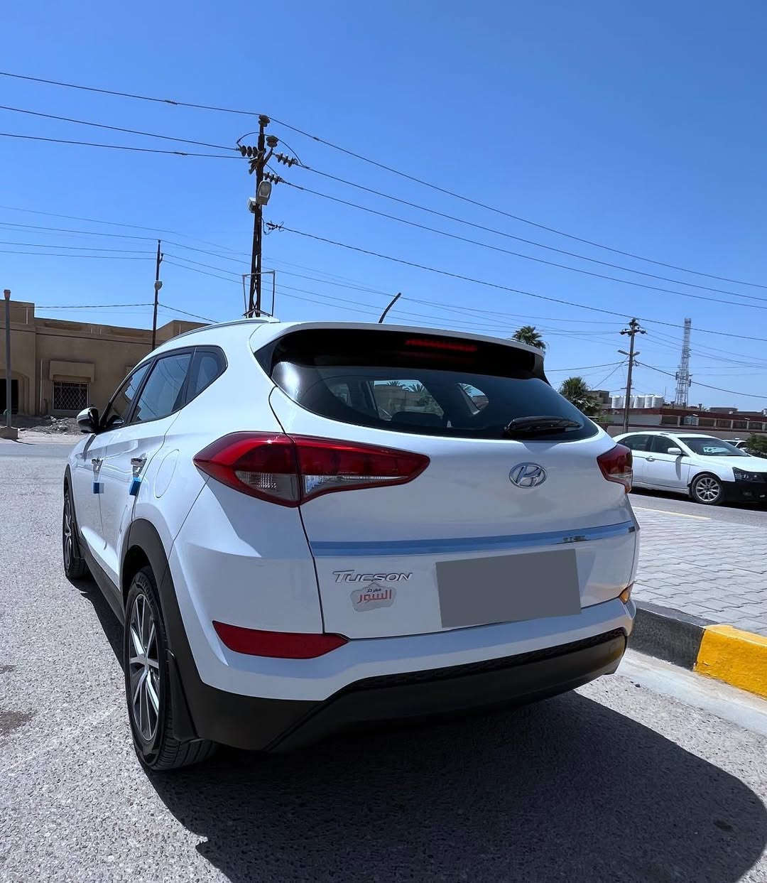 السلام عليكم من رخصه الادمن المحترم
توسان موديل 2017 خليجي للبيع رقم بغداد 

المحرك والكير مكفول وعلى وضع الشركه 
ماشيه 100 حقيقي 

مواصفات السياره : شاشه وصاج وكامره خلفيه 
لد نهاري ومري شفط وباقي المواصفات المعروفه 

السعر : 175 ورقه 

رقم الهاتف : ***********
***********

مكان السياره بابل شارع 60
