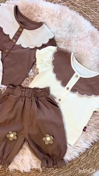 ✨ طقم بناتي بلمسة فخامة ونعومة ✨ ألوان هادئة وتصميم أنيق يبرز جمال صغي...