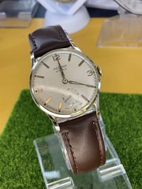 ساعات • متوفر • راسلني