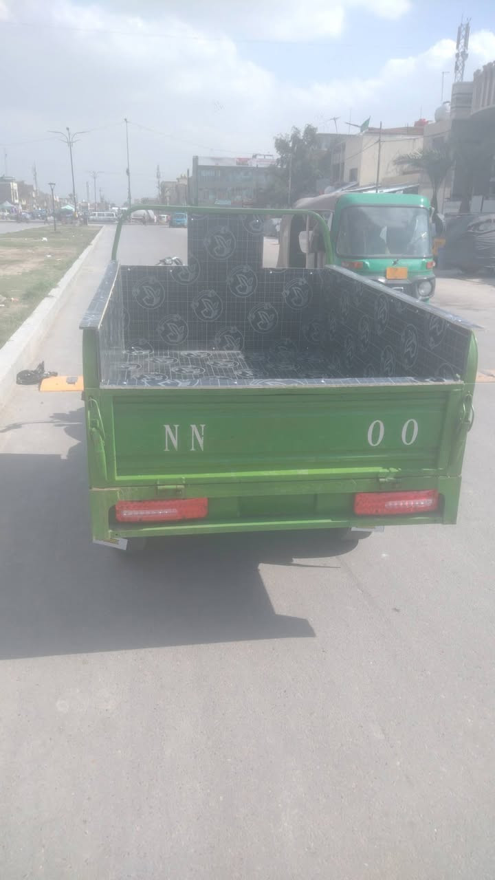 للبيع صقر جمرة موديل 22ومكينة 24اوراق كاملة مكان بغداد حي انصر السعر 1800شراي ينتصل   ***********
