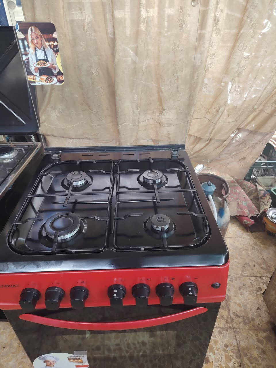 طباخ لون مميز كلة شغال نوع نوال شركة عالمية جديد السعر ١٤٠  وبي مجال بسيط للشراي كربلاء ***********
