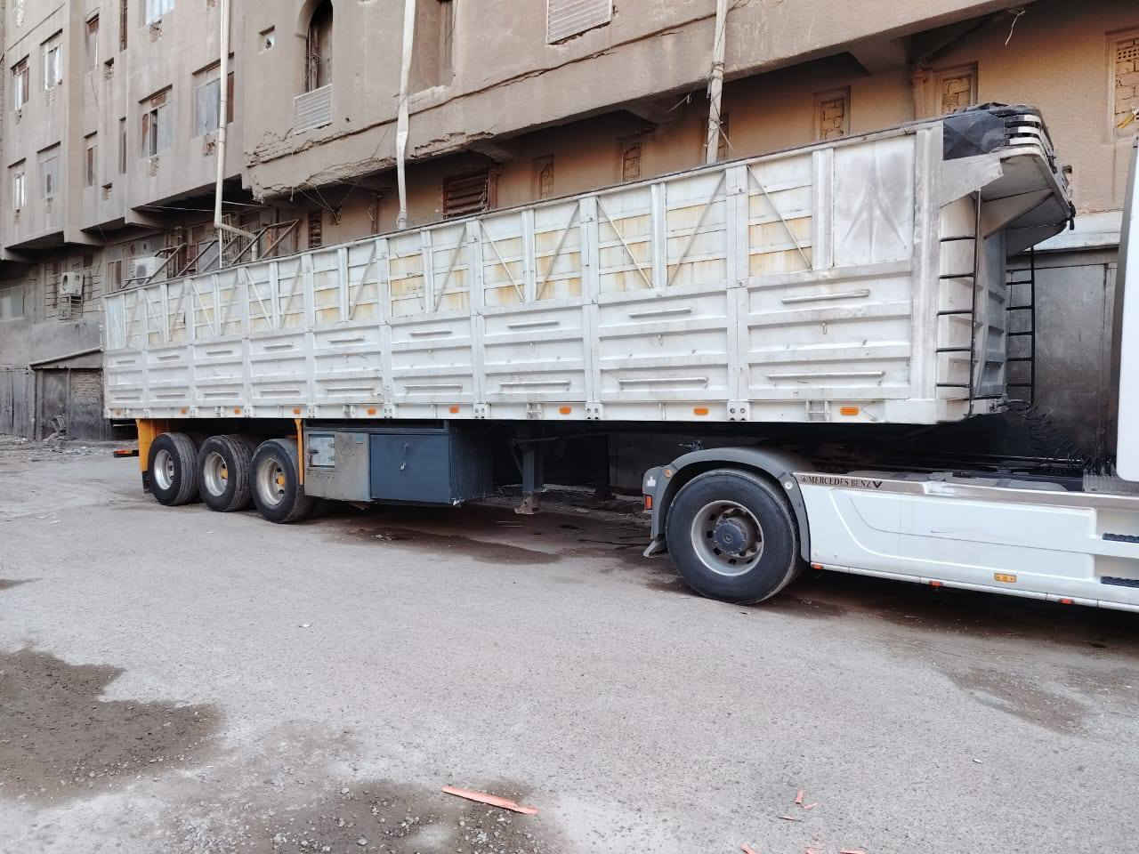 عربانة للبيع تناكير 16وشاصي 16حدادية
للستفسار لاتصال على الرقام 
***********
***********
