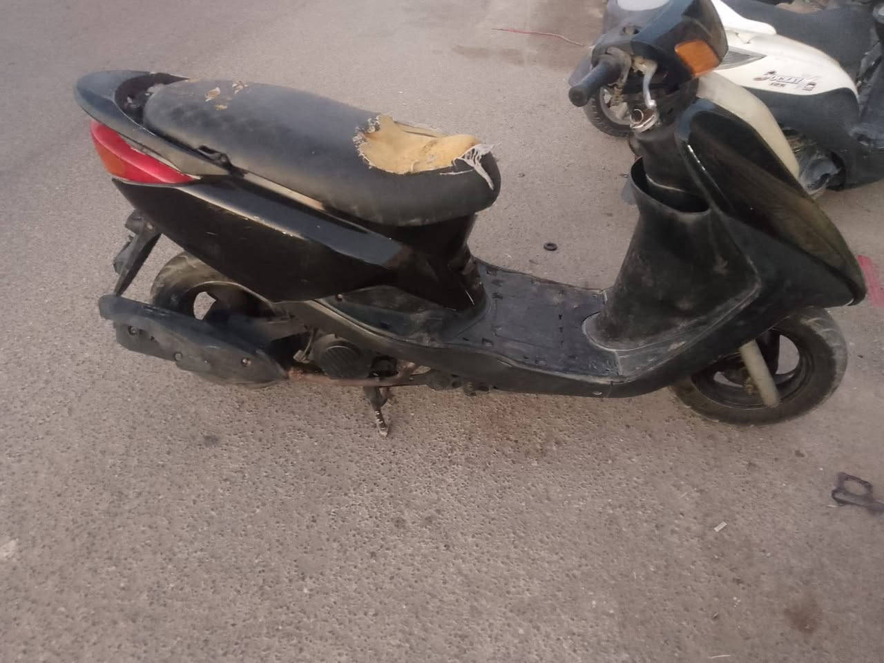 سلام عليكم دراجه بريس للبيع دراجه جاهزه ما بيه اي نقص كهربائيات كله شغاله سعر 300 وبيه مجال رقم صاحب دراجه ***********
مكلف ب نشر
سلام عليكم دراجه بريس للبيع دراجه جاهزه ما بيه اي نقص كهربائيات كله شغاله سعر 300 وبيه مجال رقم صاحب دراجه ***********
