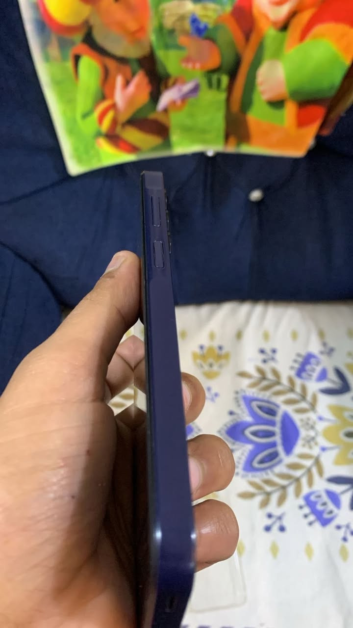 السلام عليكم سامسونك A15 التلفون كارتون صار يومين فاتحه من الكارتون السعر 165 ألف بغداد ***********
