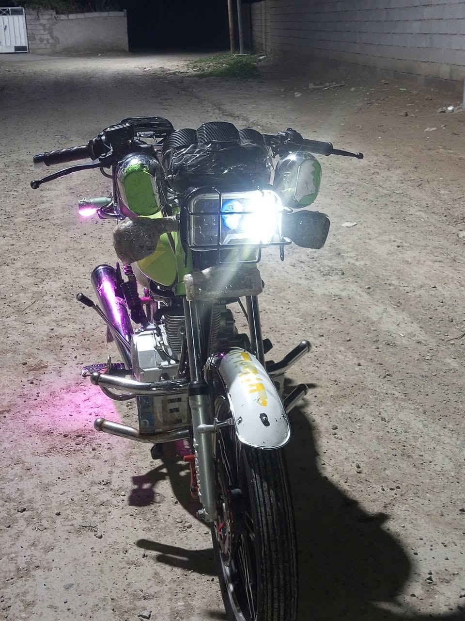 دراجه سيفان 2023 محرك خير من الله سبانه مامدود عليهه شلعه معدل مكاني ديالى الخالص السعر 625بيهه مجال بصيط اوراق كامله ترقم ***********
