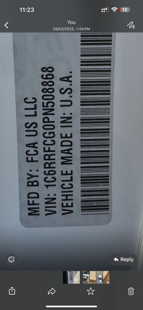 Ram 2023
Bighorn
31 miles 
اربع قطع صبغ حادث خفيف
. بچم كبس
4x4
باب قصير بدي طويل
سياره باسمي شرط التحويل
ايرباك بردة 
V 6 ايتورك اقتصادي
سياره كامله بدون اي خلل او نقص
سعر 248ومجال للطيبين
مكان السيارة اربيل
***********
